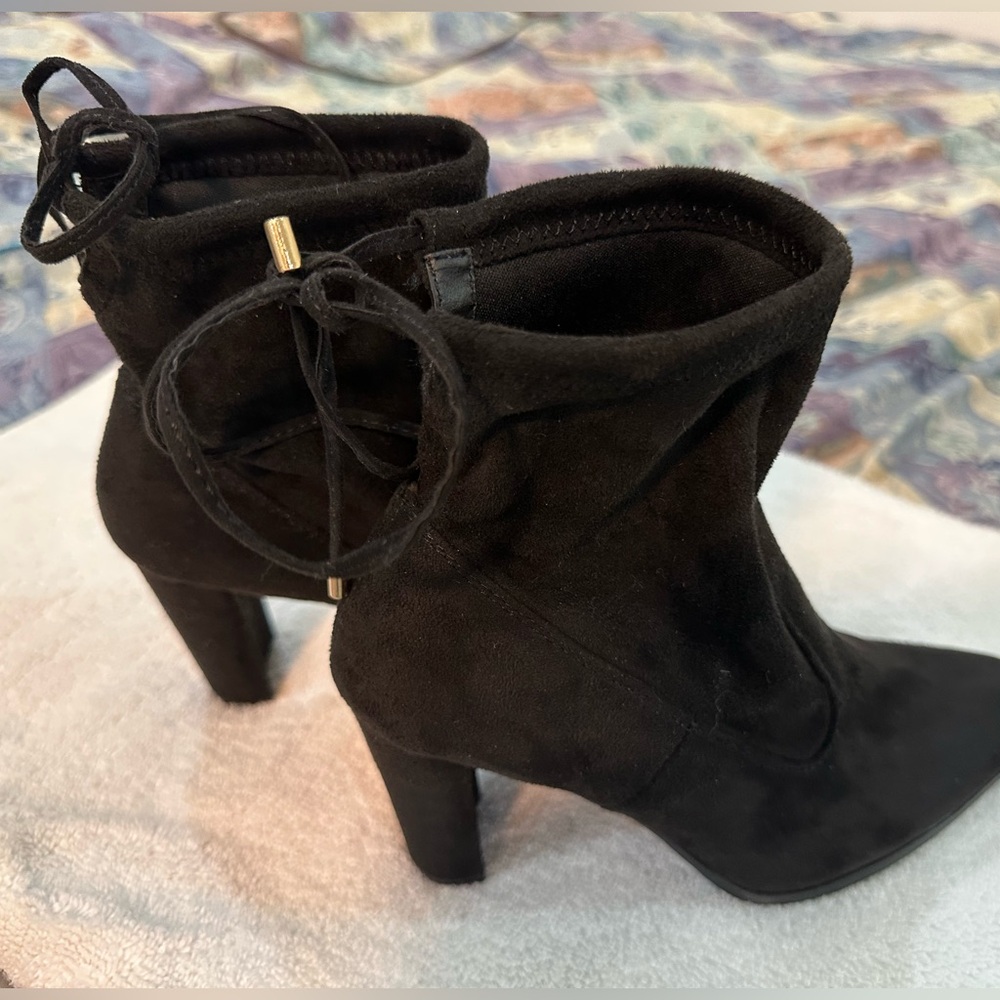 Chic Black Suede Heeled Boots